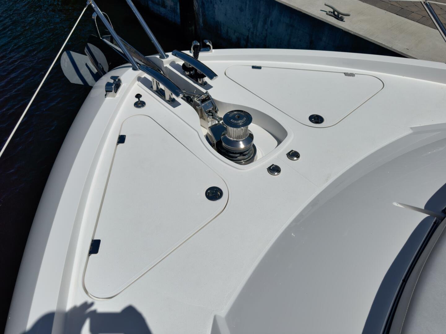 2020 Sunseeker 74 Sport Yacht