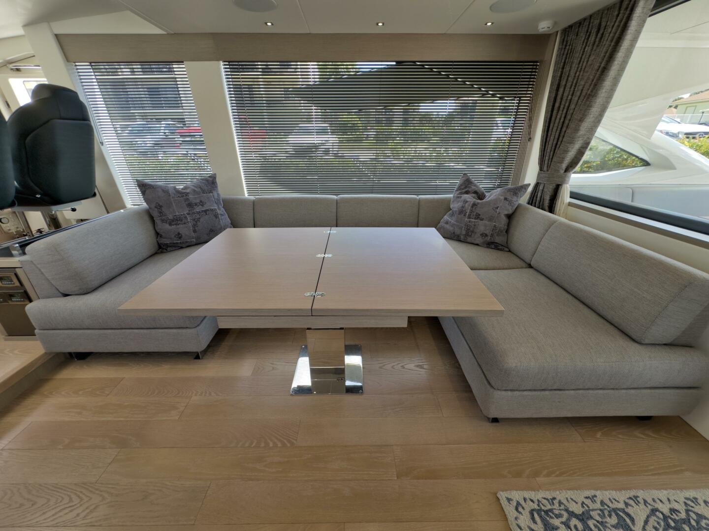 2020 Sunseeker 74 Sport Yacht