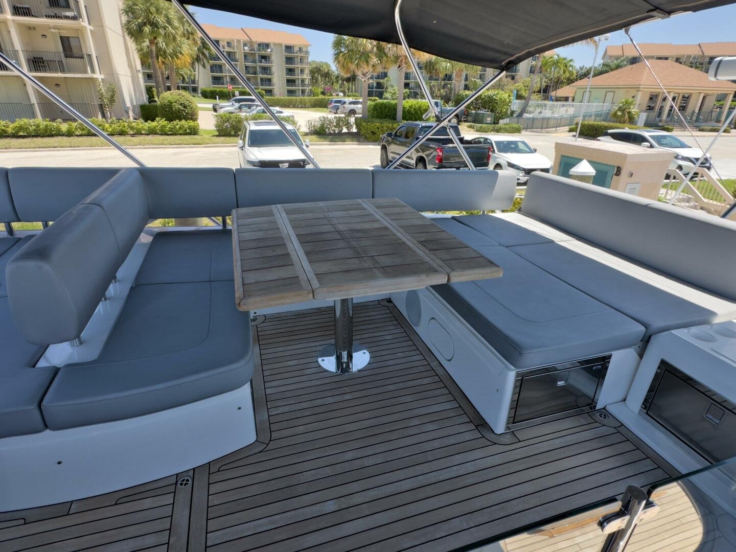 2020 Sunseeker 74 Sport Yacht