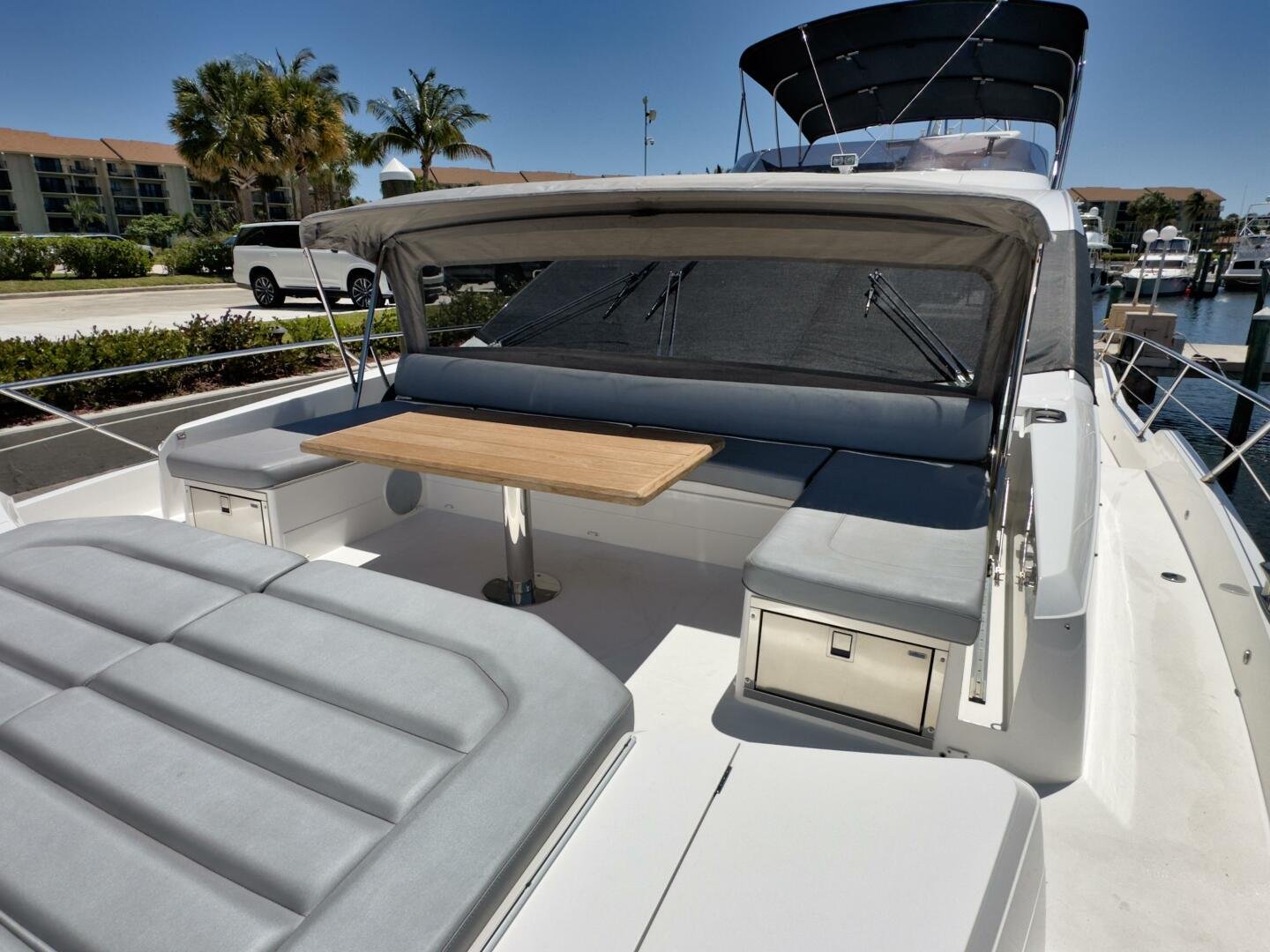 2020 Sunseeker 74 Sport Yacht