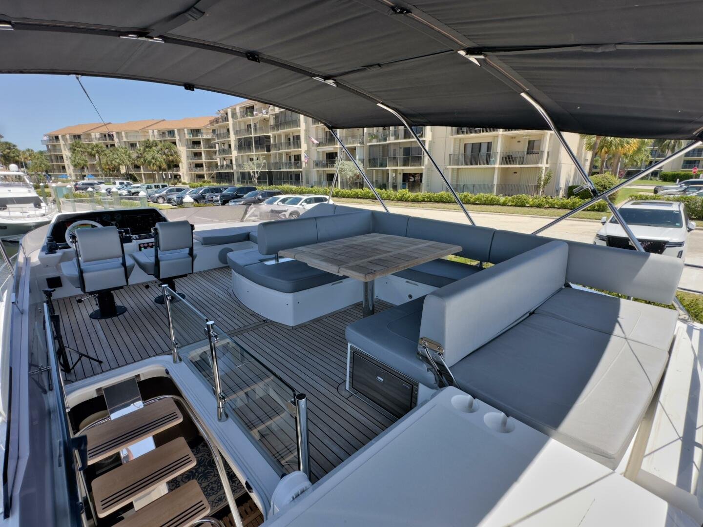 2020 Sunseeker 74 Sport Yacht