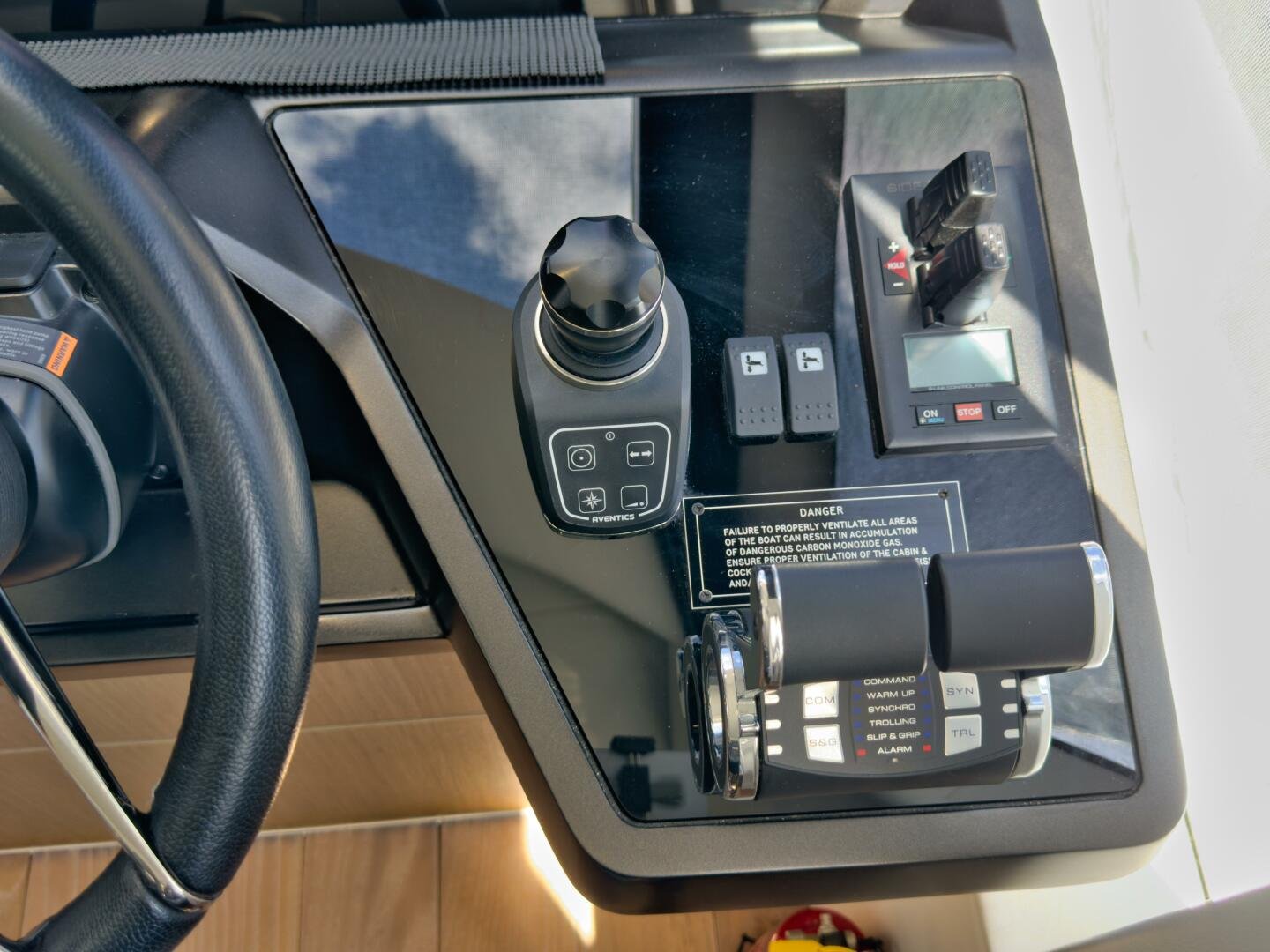 2020 Sunseeker 74 Sport Yacht