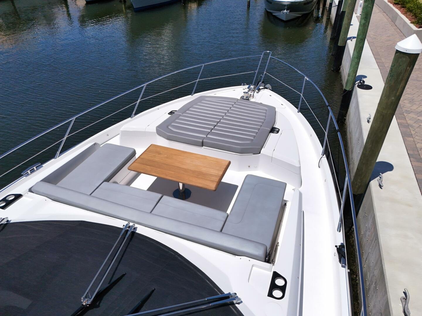 2020 Sunseeker 74 Sport Yacht