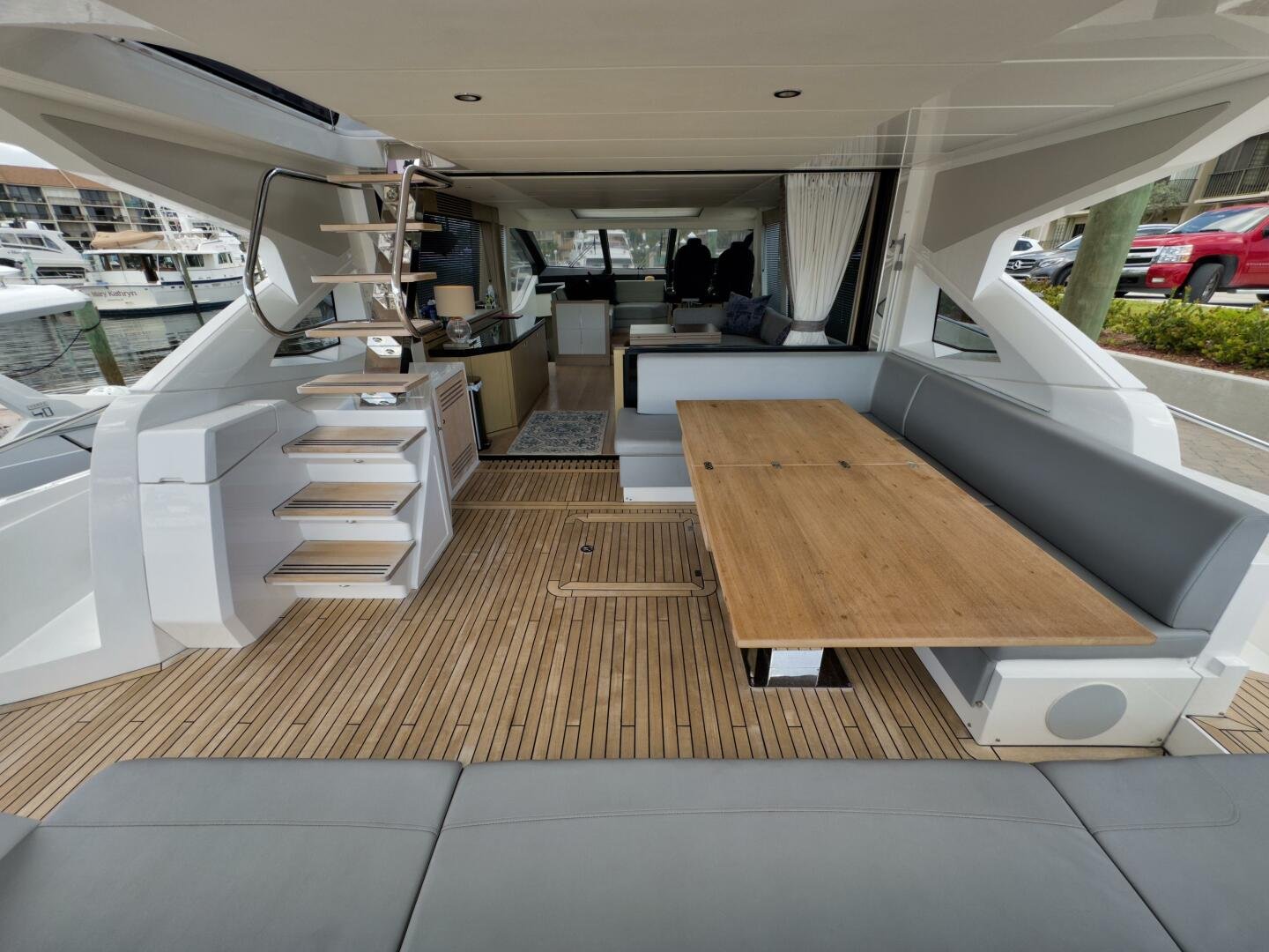 2020 Sunseeker 74 Sport Yacht