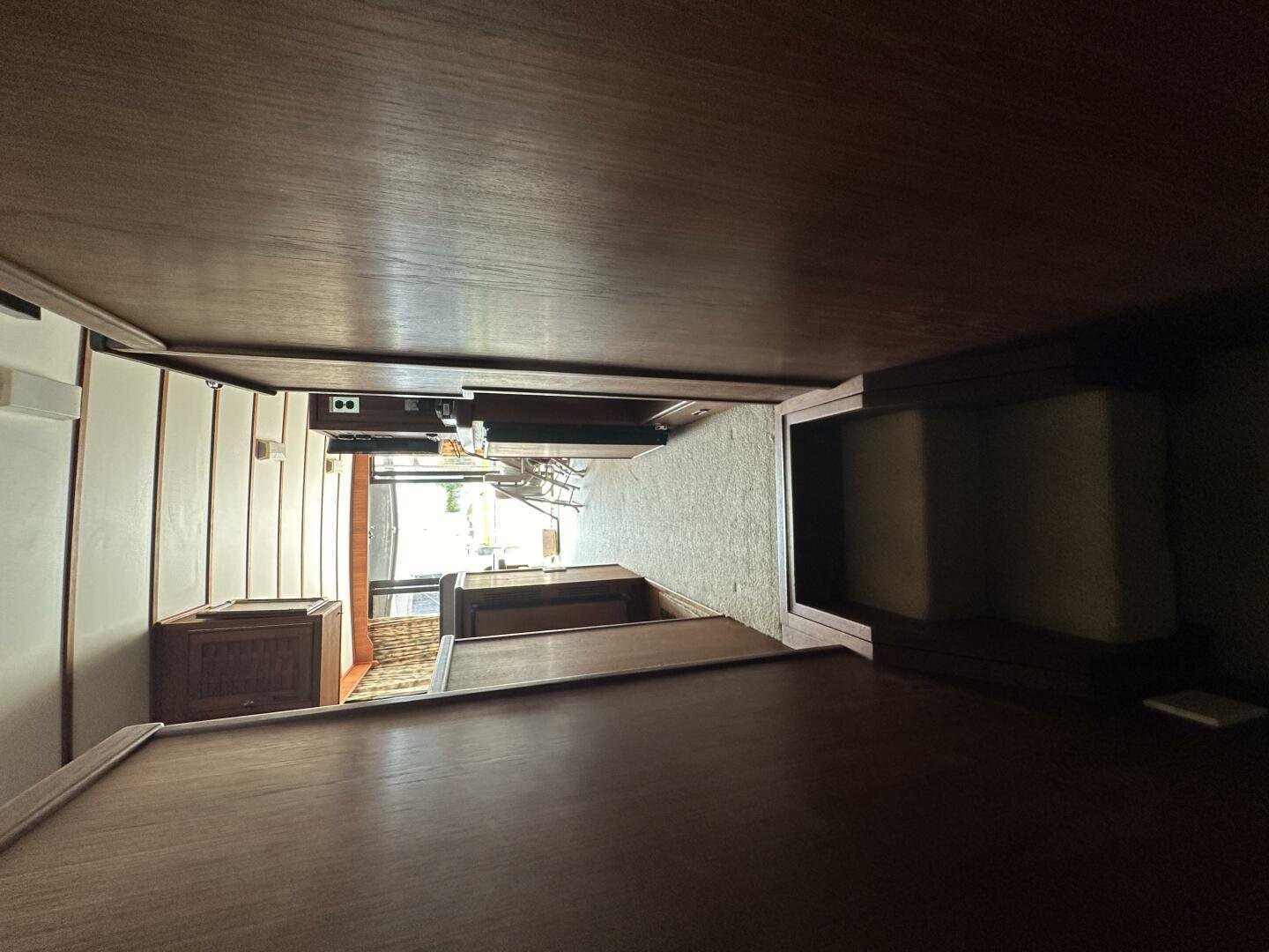 1987 Canoe Cove 42 Flybridge