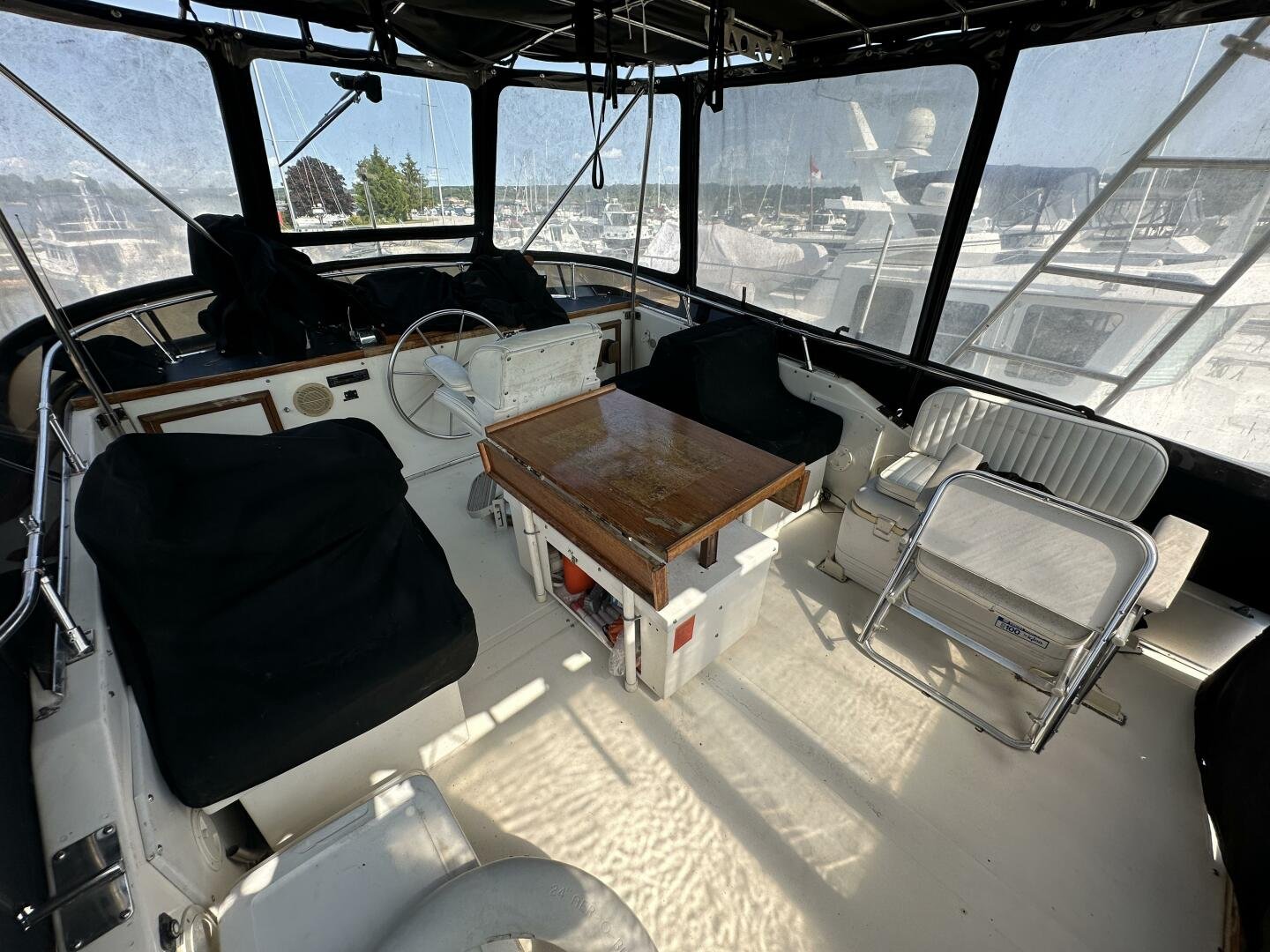 1987 Canoe Cove 42 Flybridge