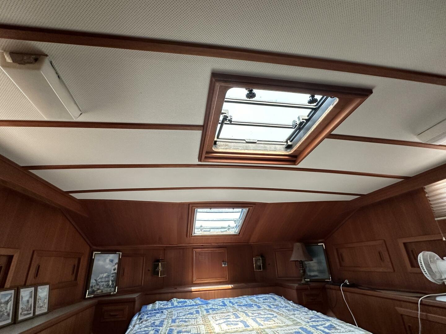 1987 Canoe Cove 42 Flybridge