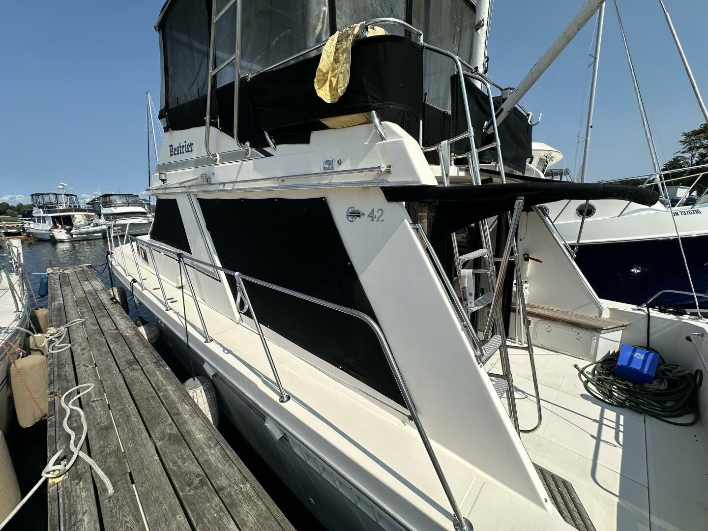 1987 Canoe Cove 42 Flybridge