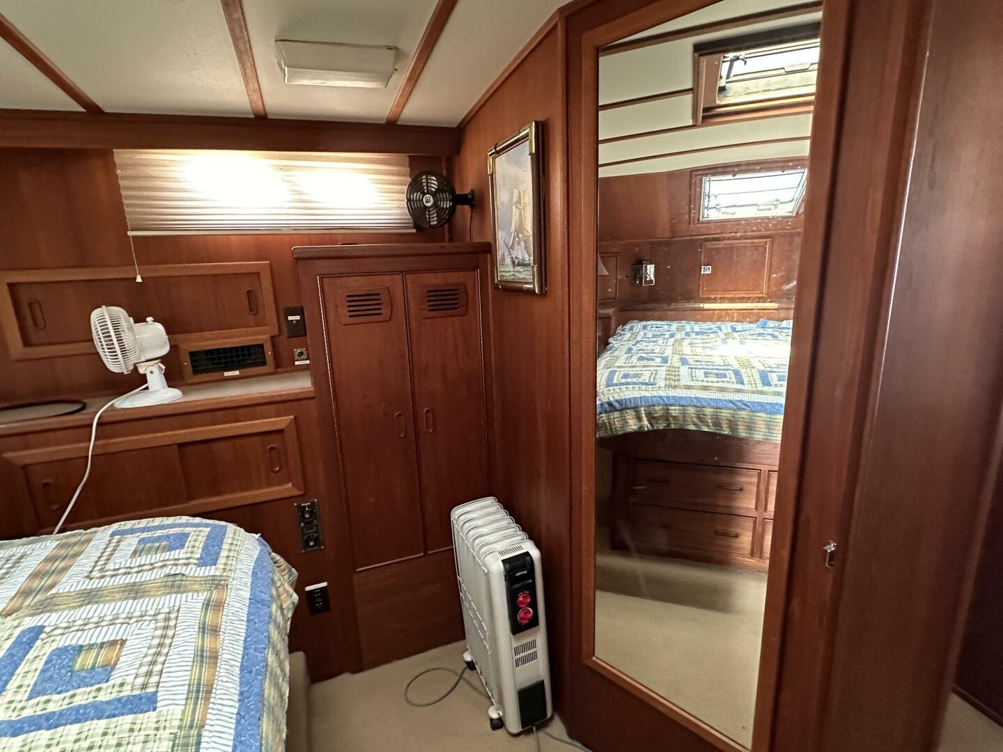 1987 Canoe Cove 42 Flybridge