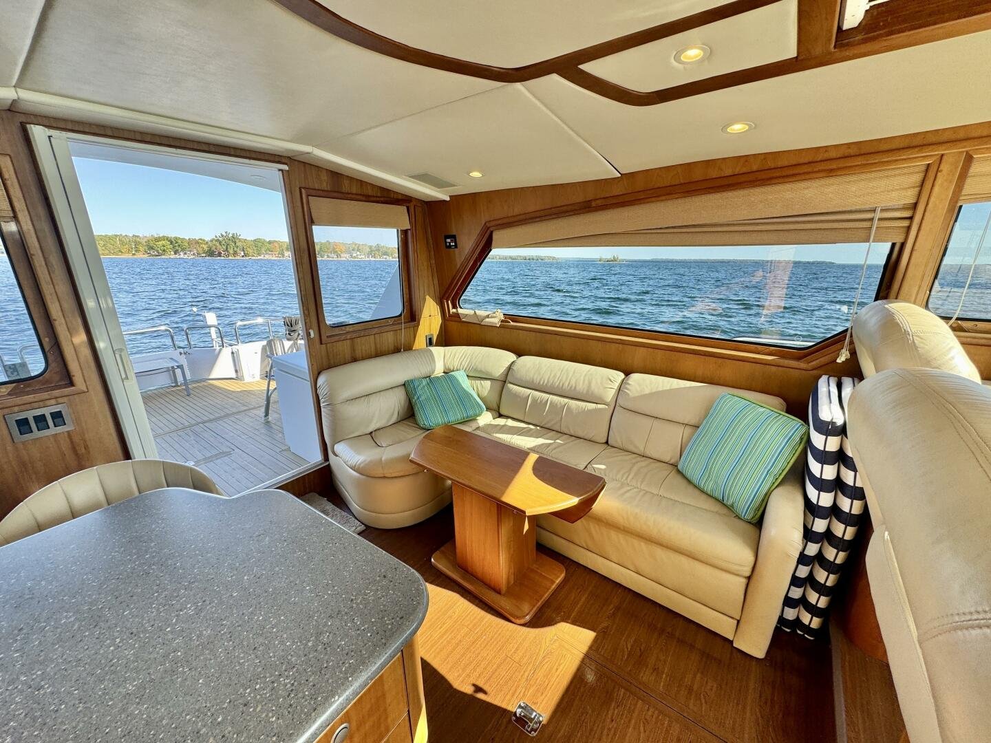 2003 Dovercraft 42 PH Coupe