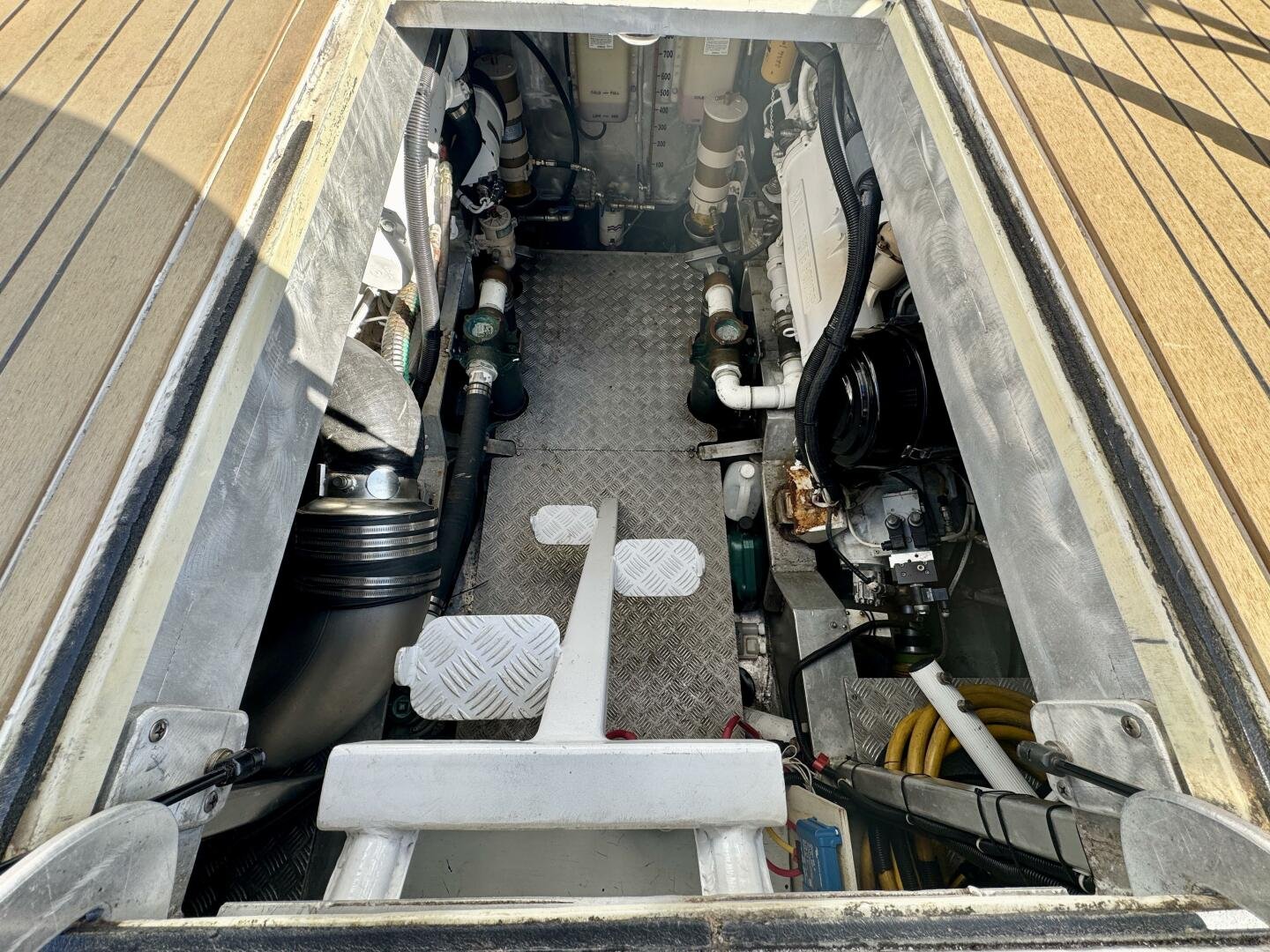 2003 Dovercraft 42 PH Coupe