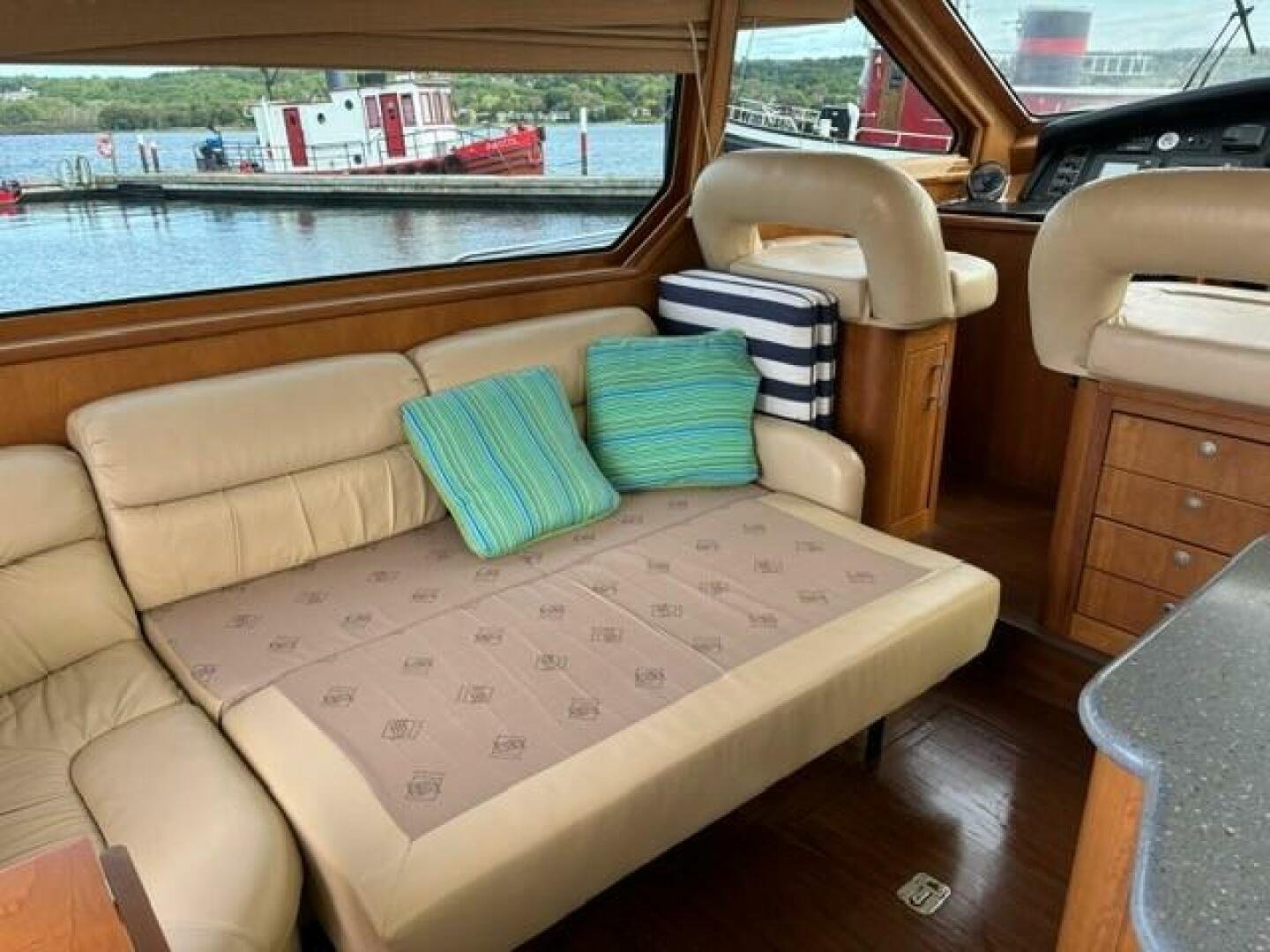 2003 Dovercraft 42 PH Coupe