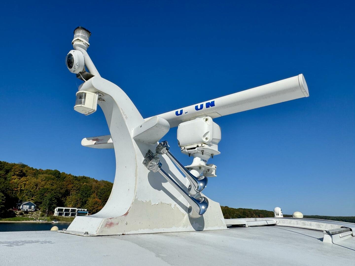 2003 Dovercraft 42 PH Coupe