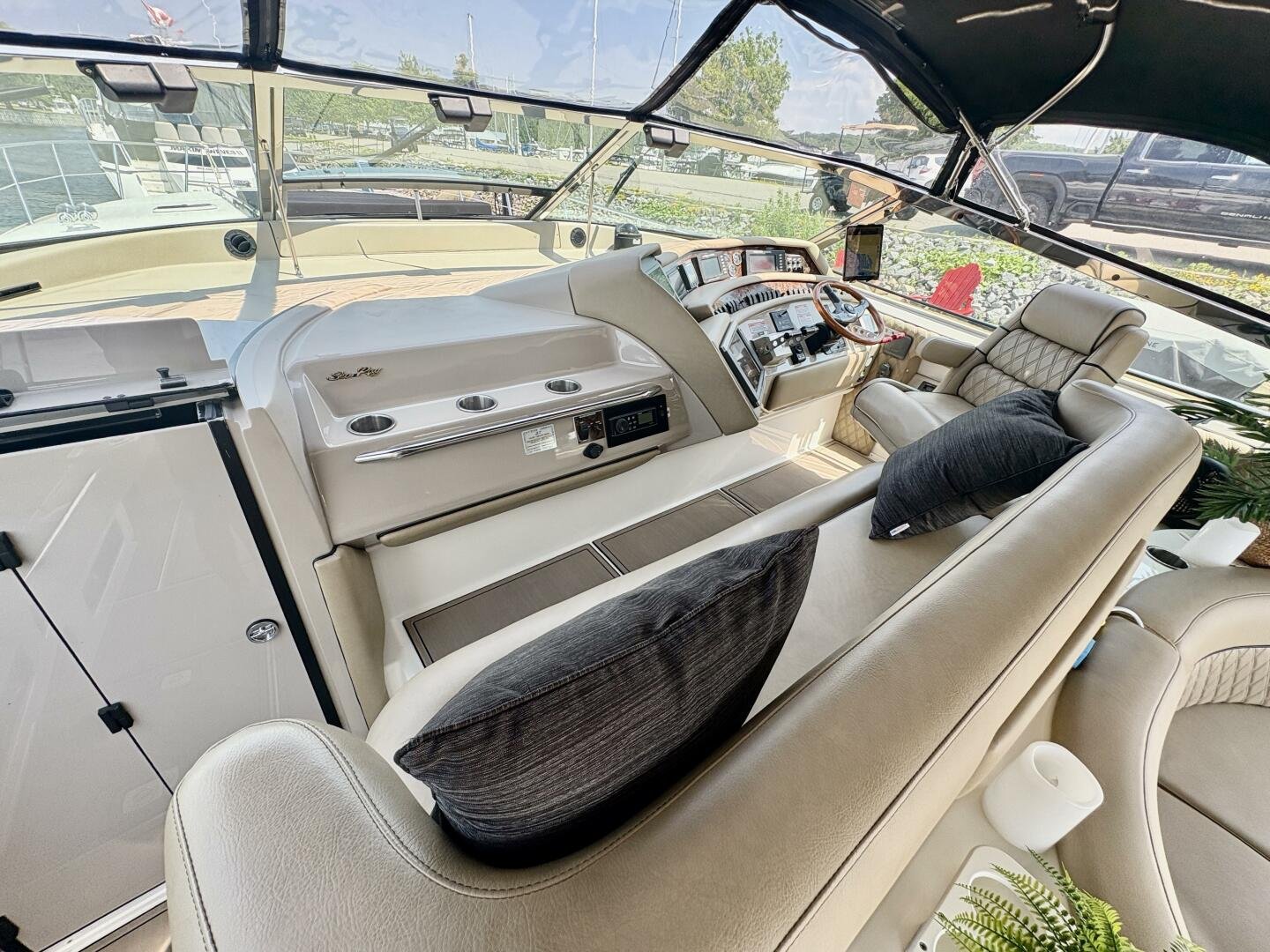 1998 Sea Ray 500 Sundancer