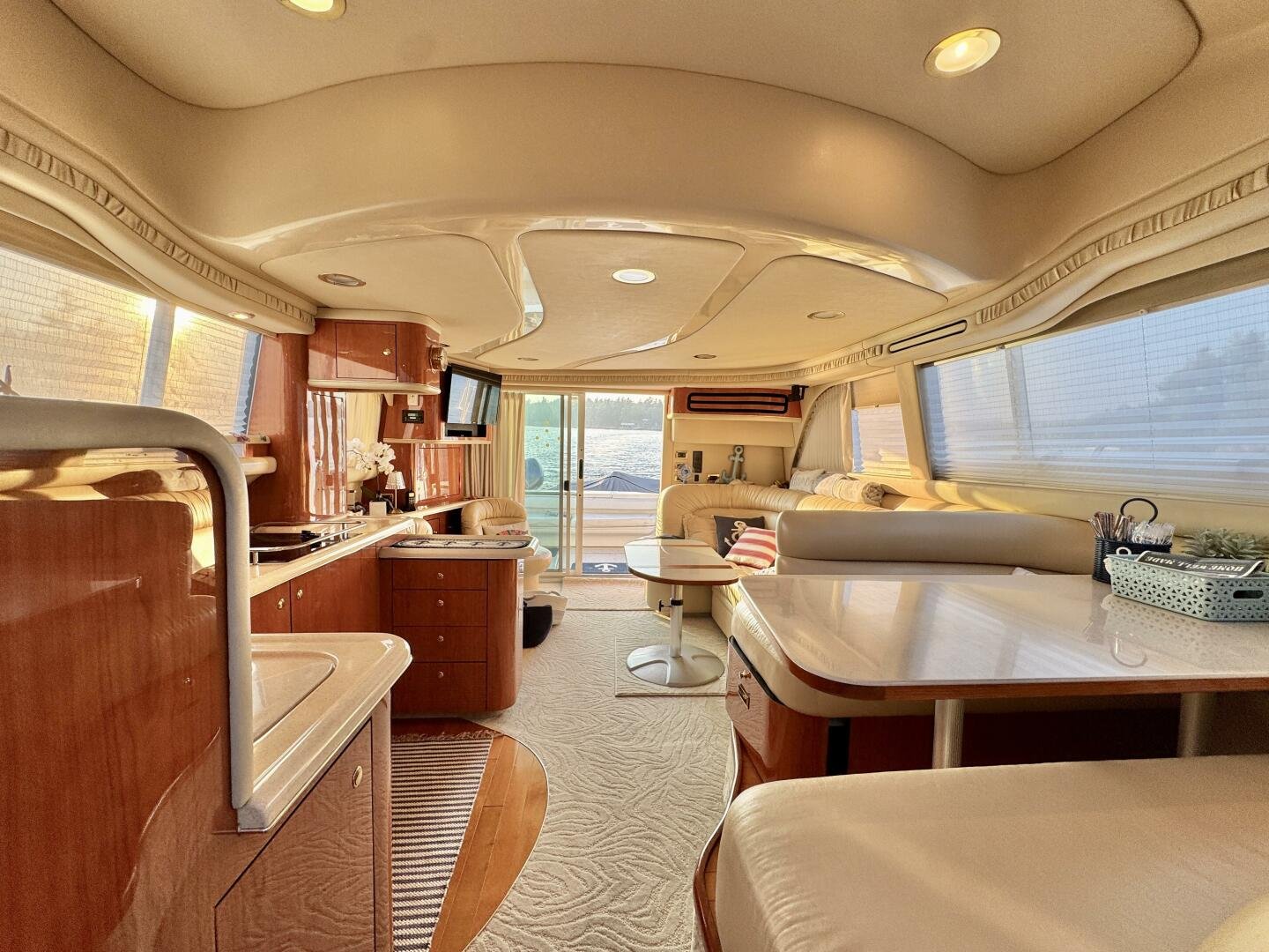 2001 Sea Ray 480 Sedan Bridge