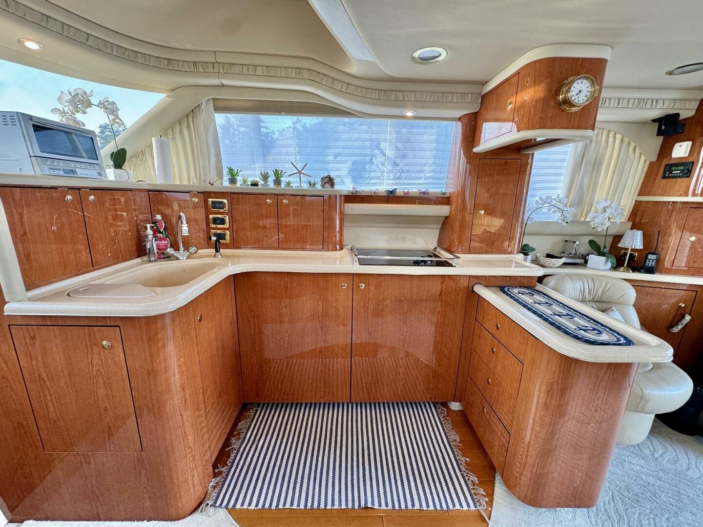 2001 Sea Ray 480 Sedan Bridge