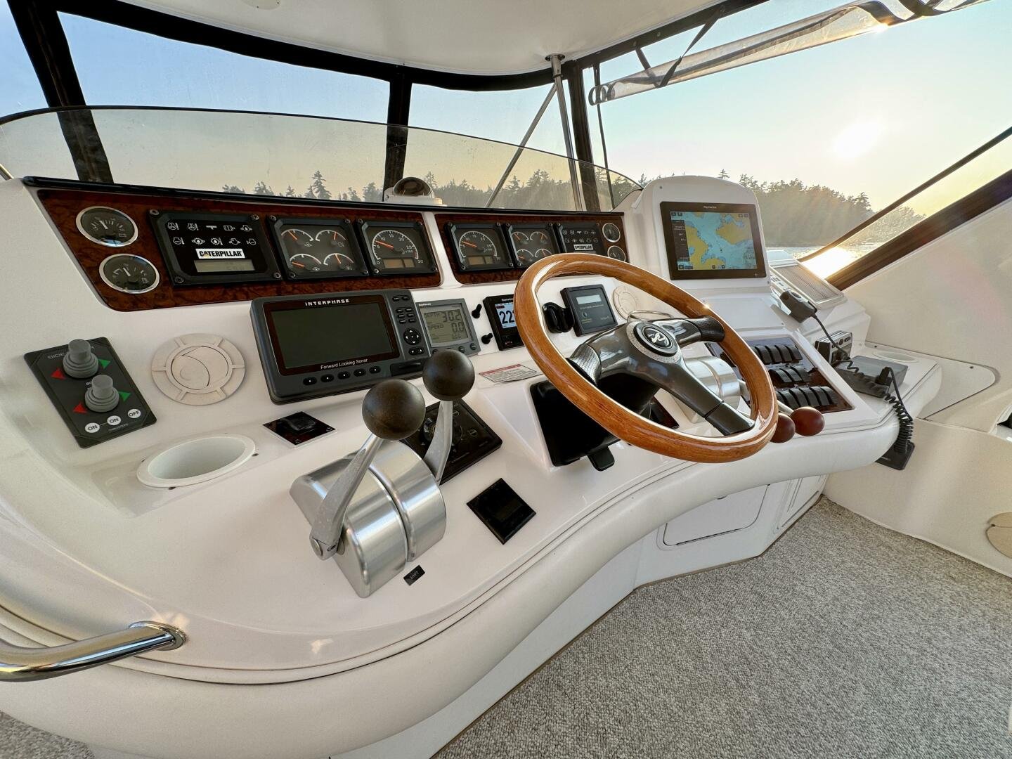 2001 Sea Ray 480 Sedan Bridge