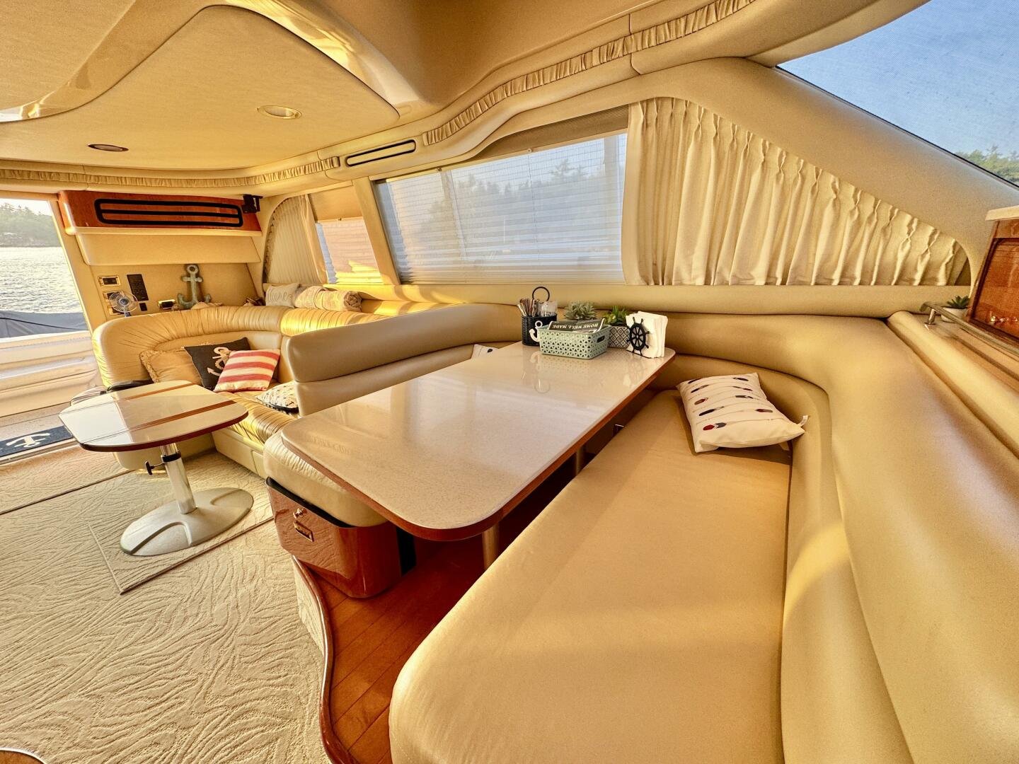 2001 Sea Ray 480 Sedan Bridge