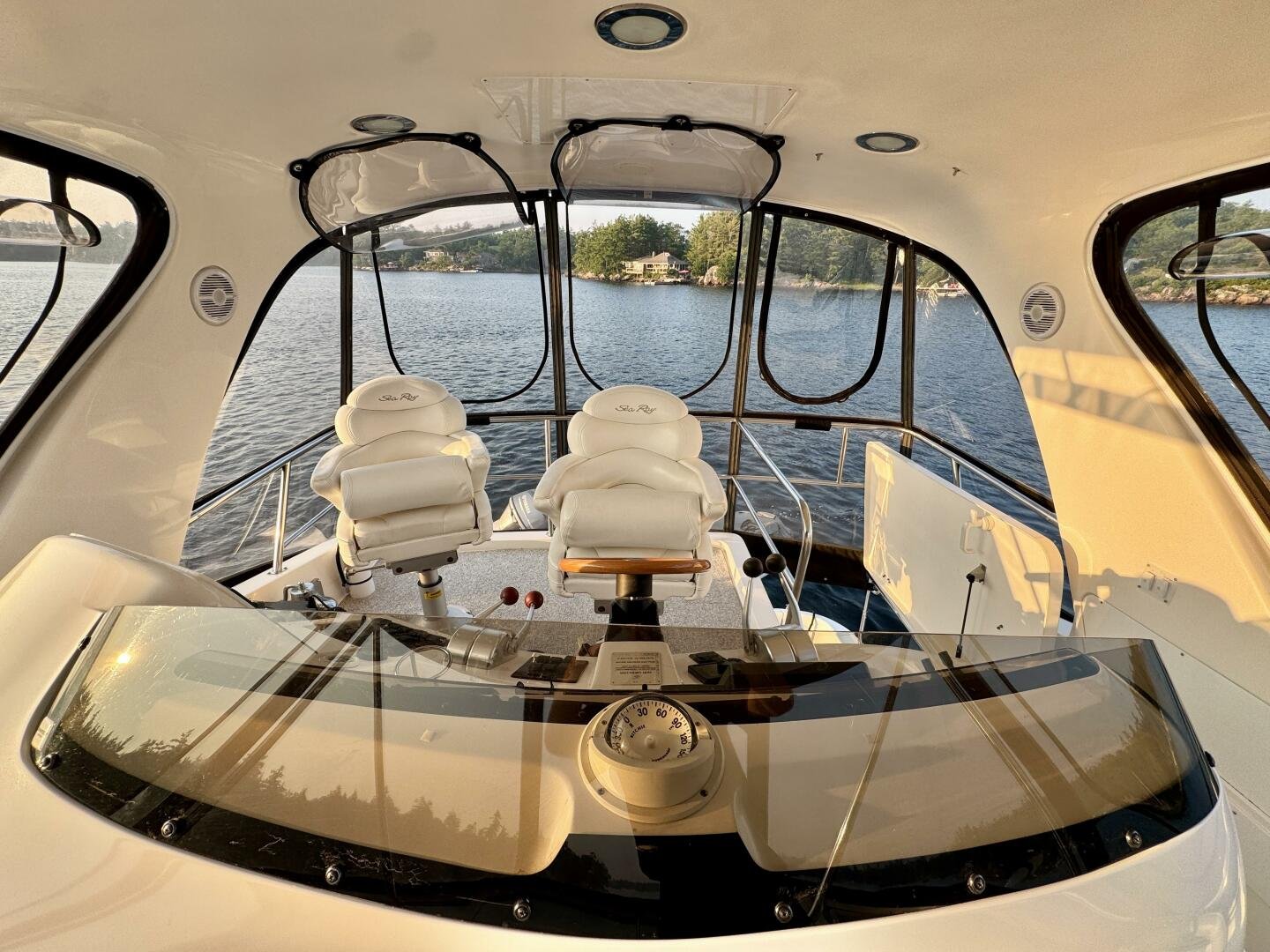 2001 Sea Ray 480 Sedan Bridge