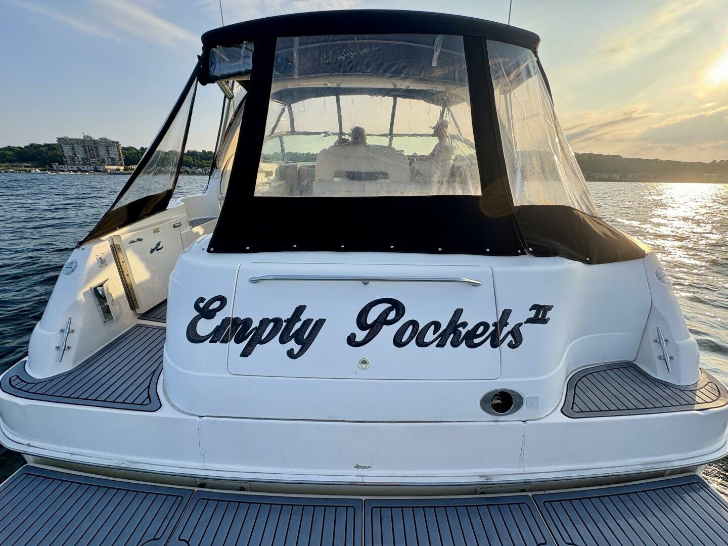 1999 Sea Ray 460 Sundancer