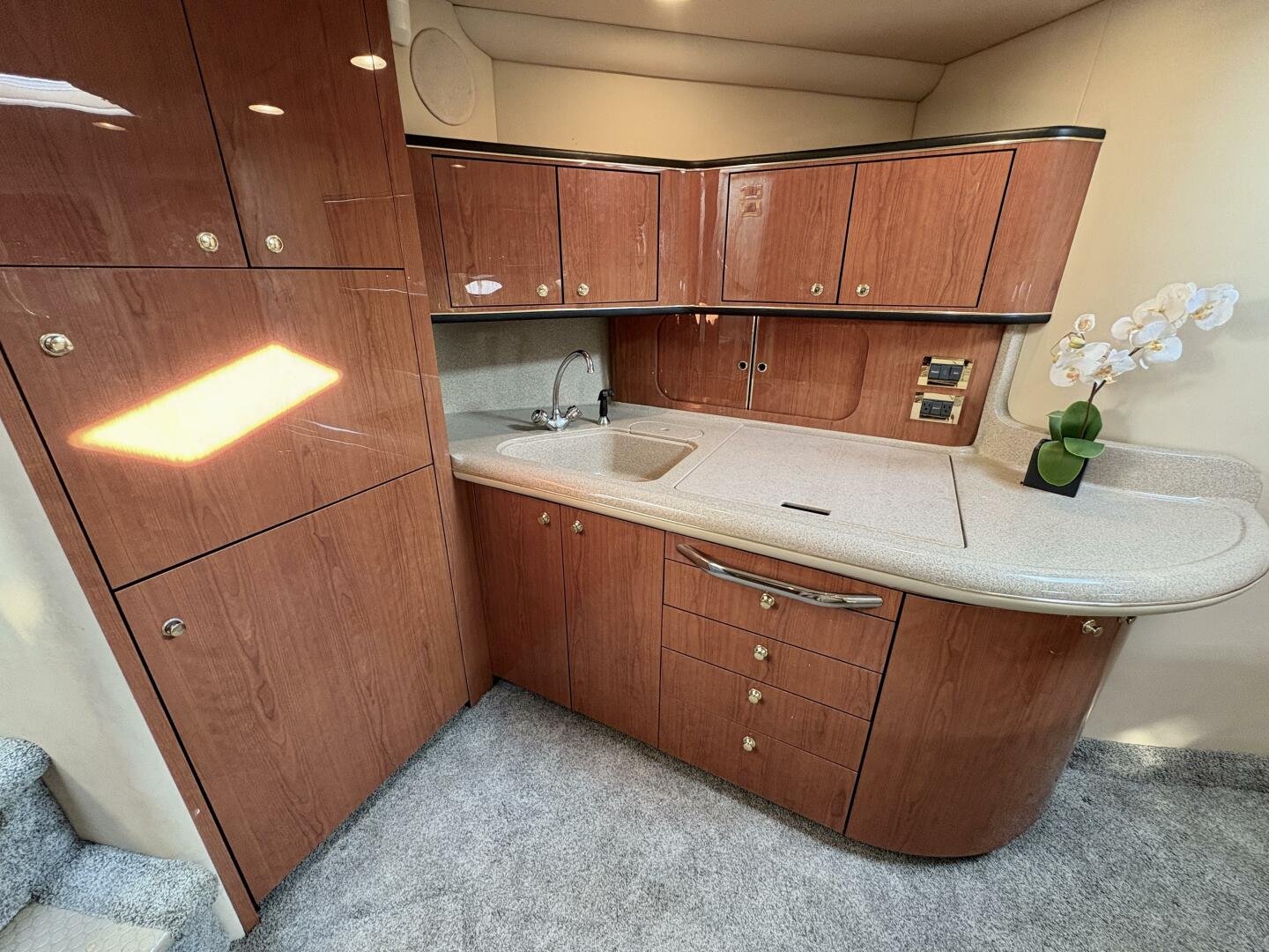 1999 Sea Ray 460 Sundancer