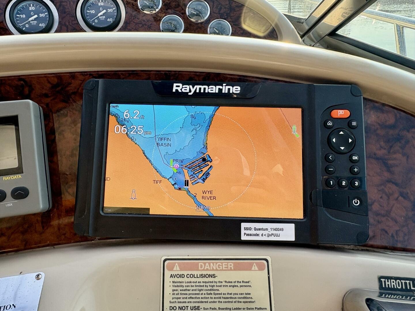 1999 Sea Ray 460 Sundancer