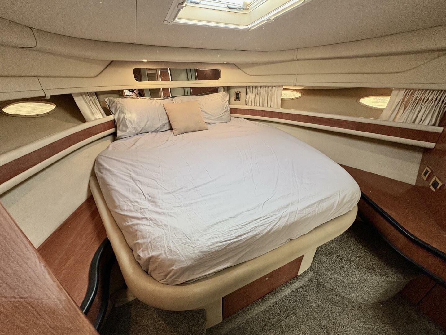 1999 Sea Ray 460 Sundancer