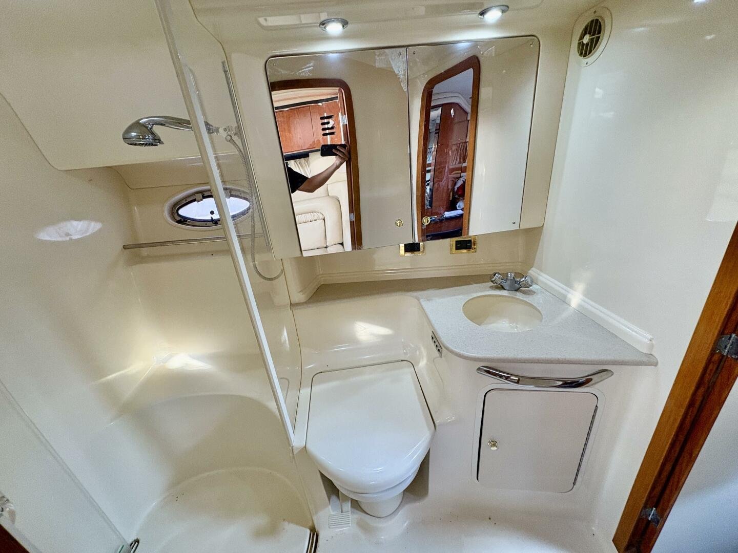 1999 Sea Ray 460 Sundancer