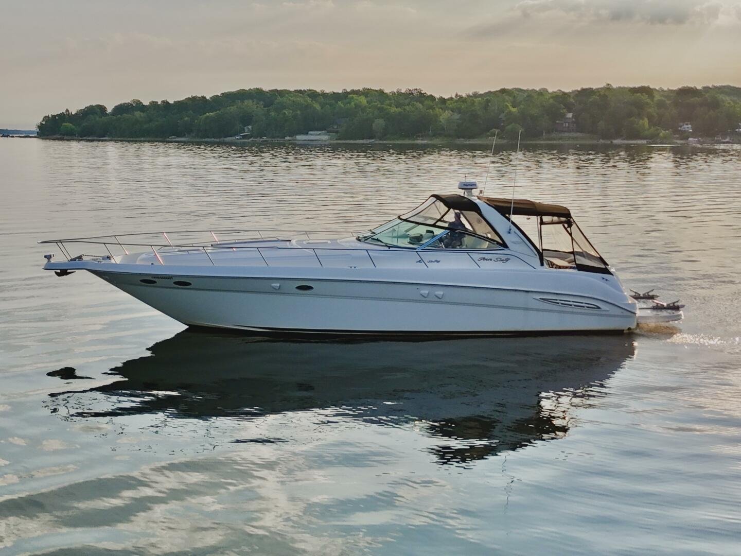 1999 Sea Ray 460 Sundancer