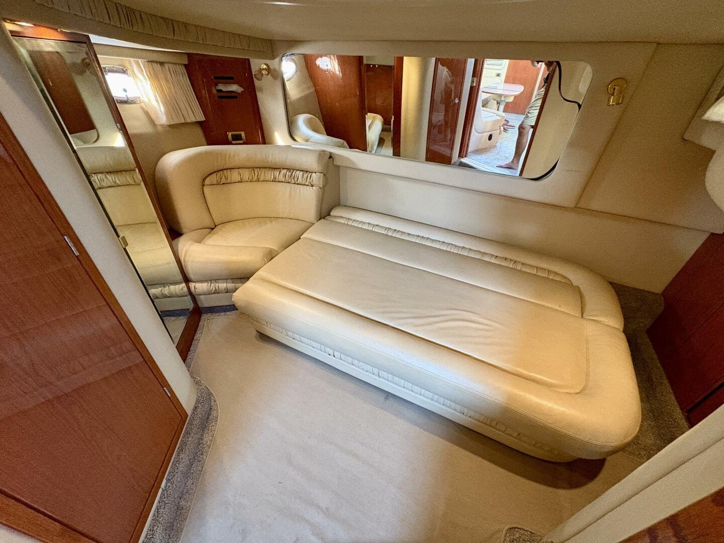 1999 Sea Ray 460 Sundancer