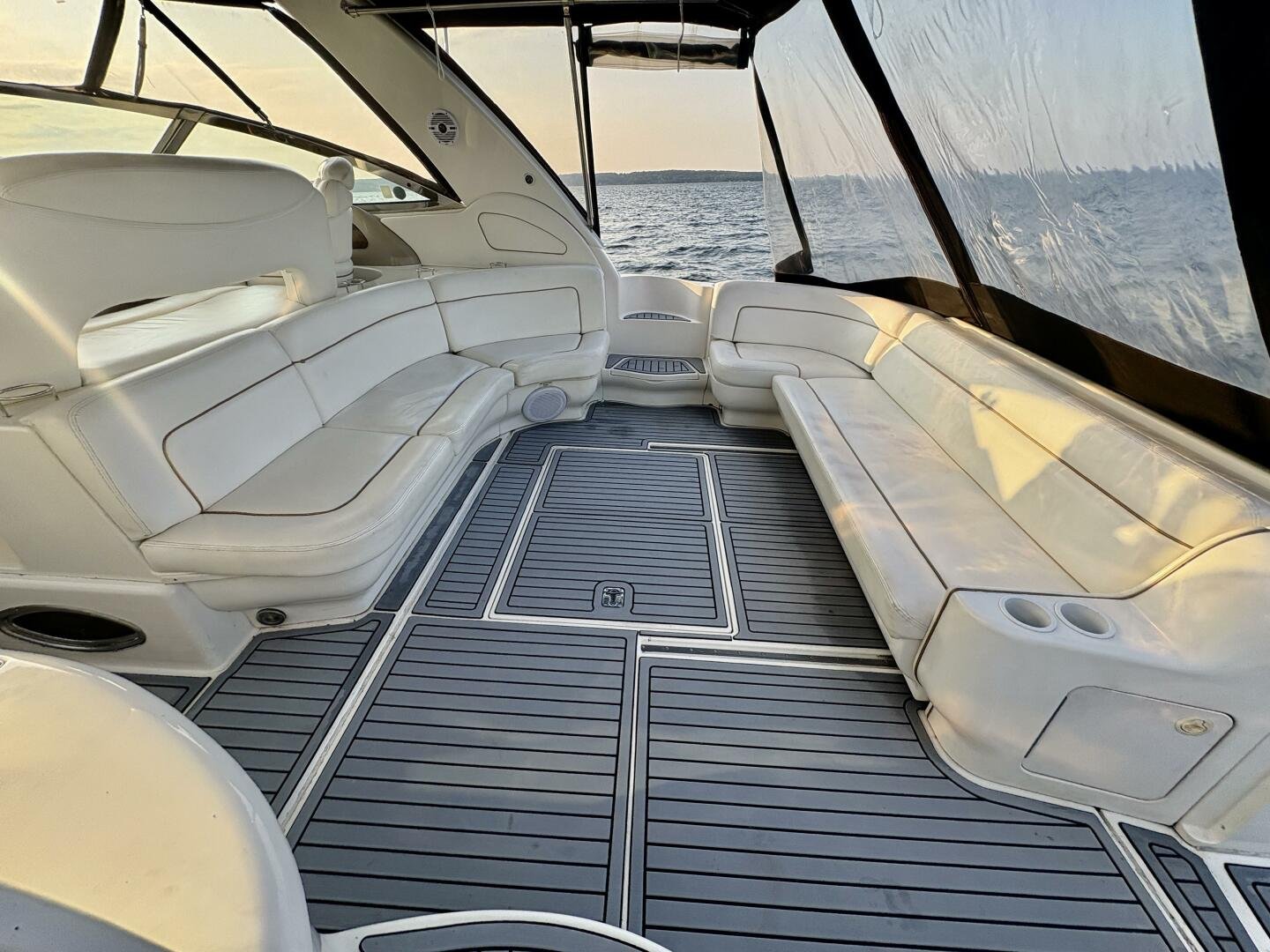 1999 Sea Ray 460 Sundancer