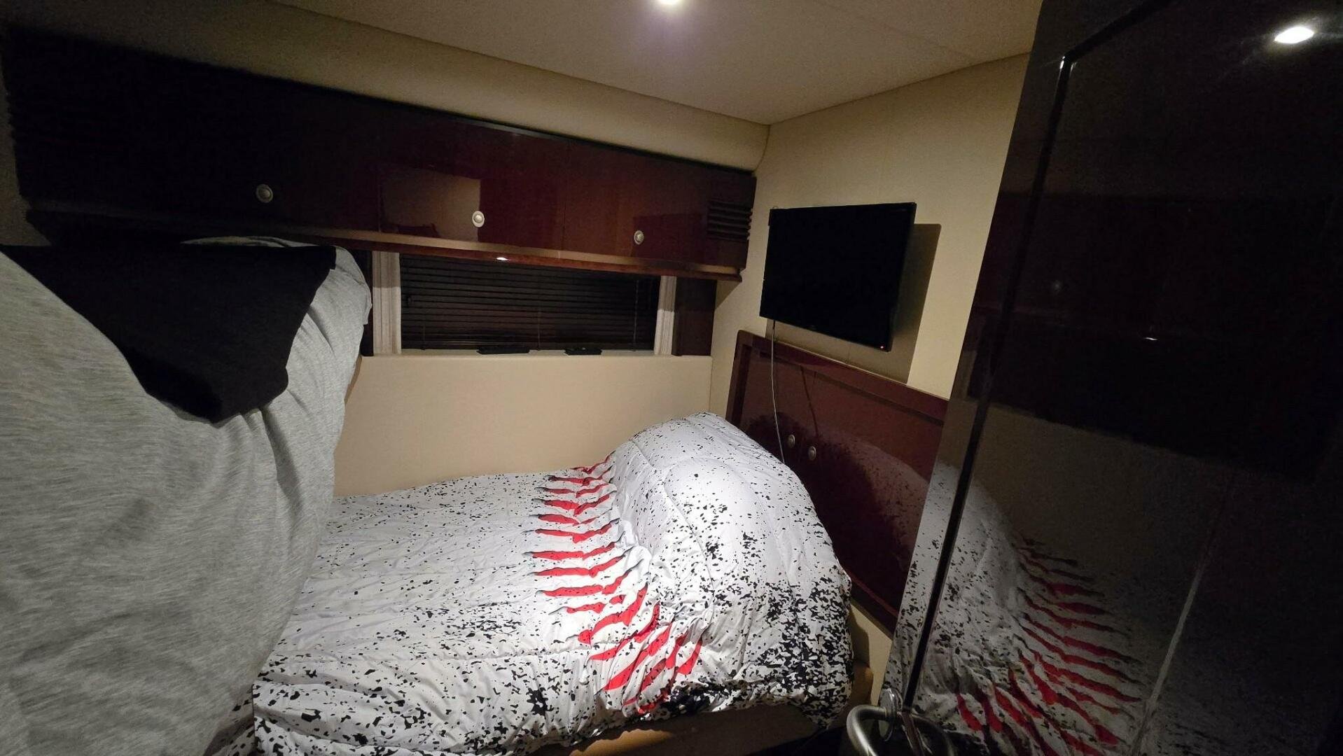 2008 Sea Ray 58 Sedan Bridge