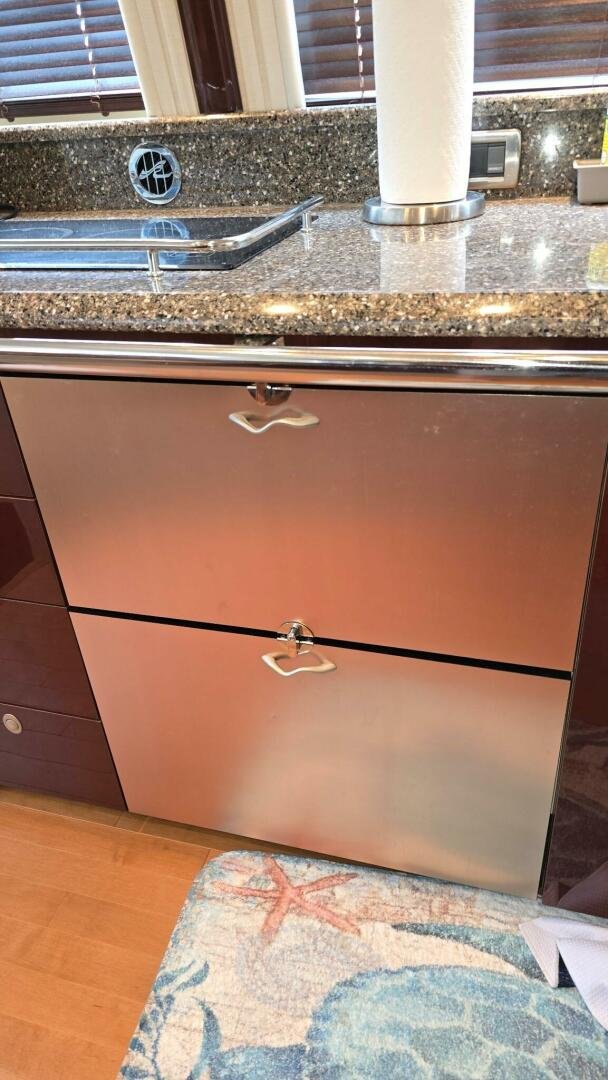 2008 Sea Ray 58 Sedan Bridge