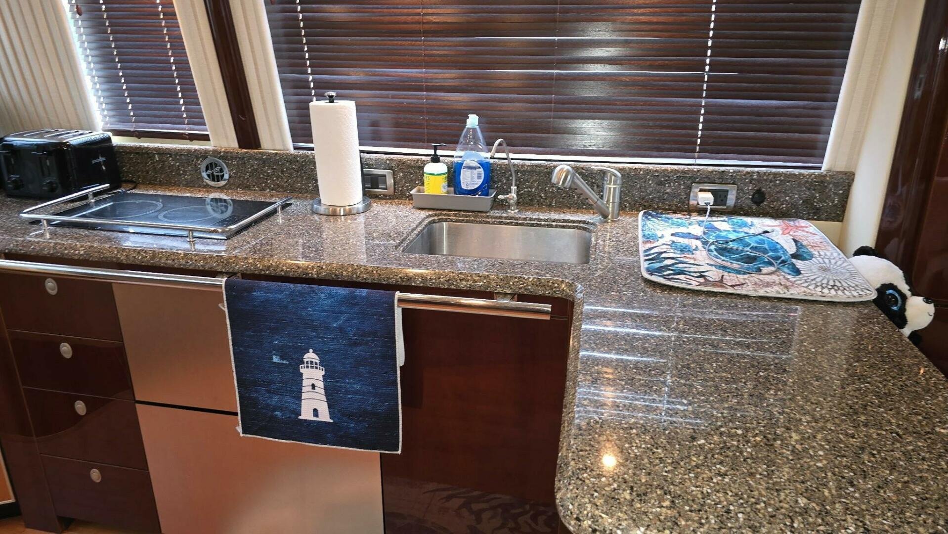 2008 Sea Ray 58 Sedan Bridge