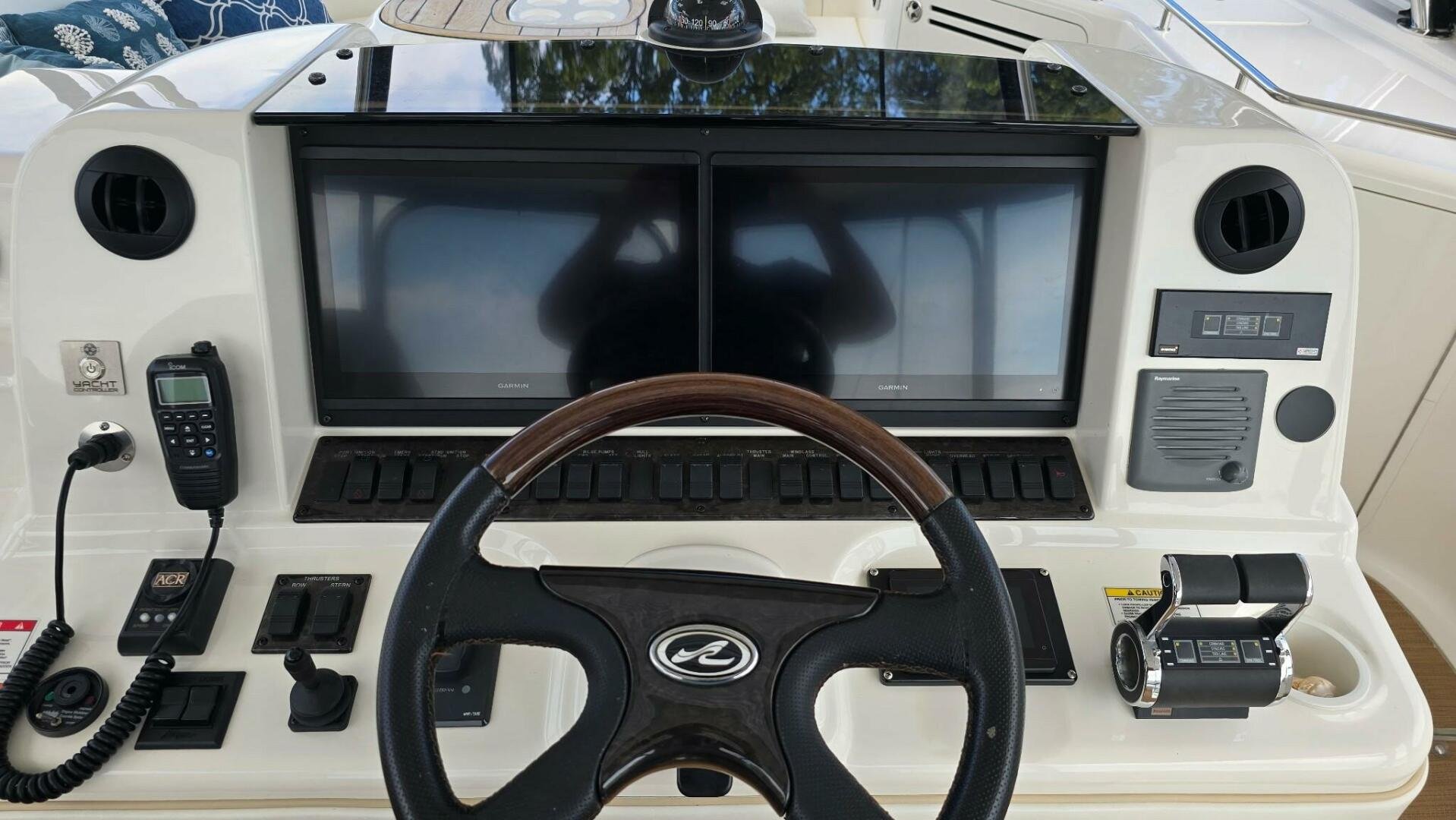 2008 Sea Ray 58 Sedan Bridge