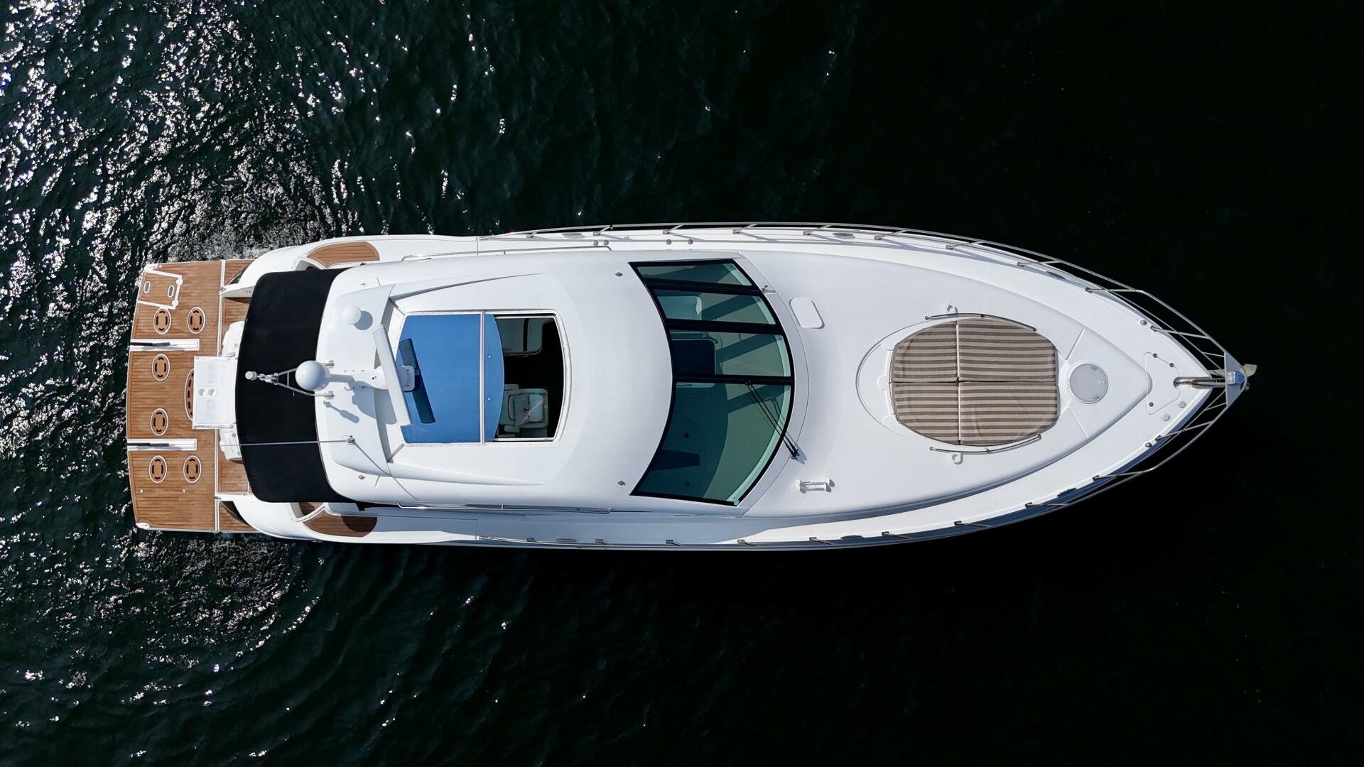 2012 Cruisers Yachts 540 Sports Coupe