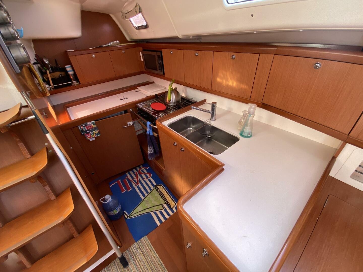 2009 Beneteau 43