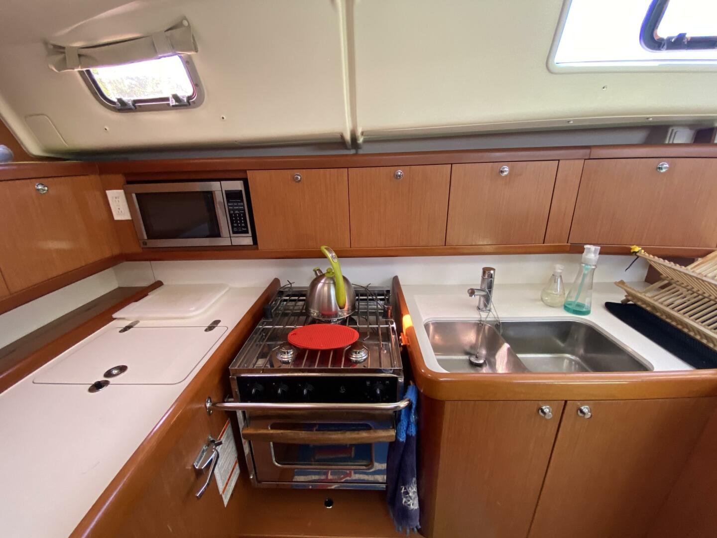 2009 Beneteau 43