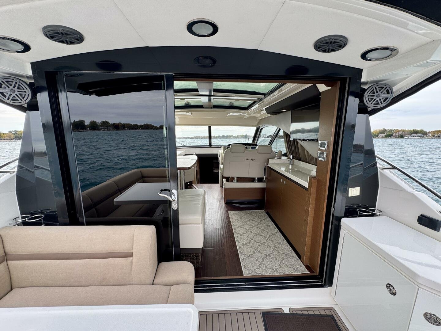 2014 Sea Ray 510 Sundancer