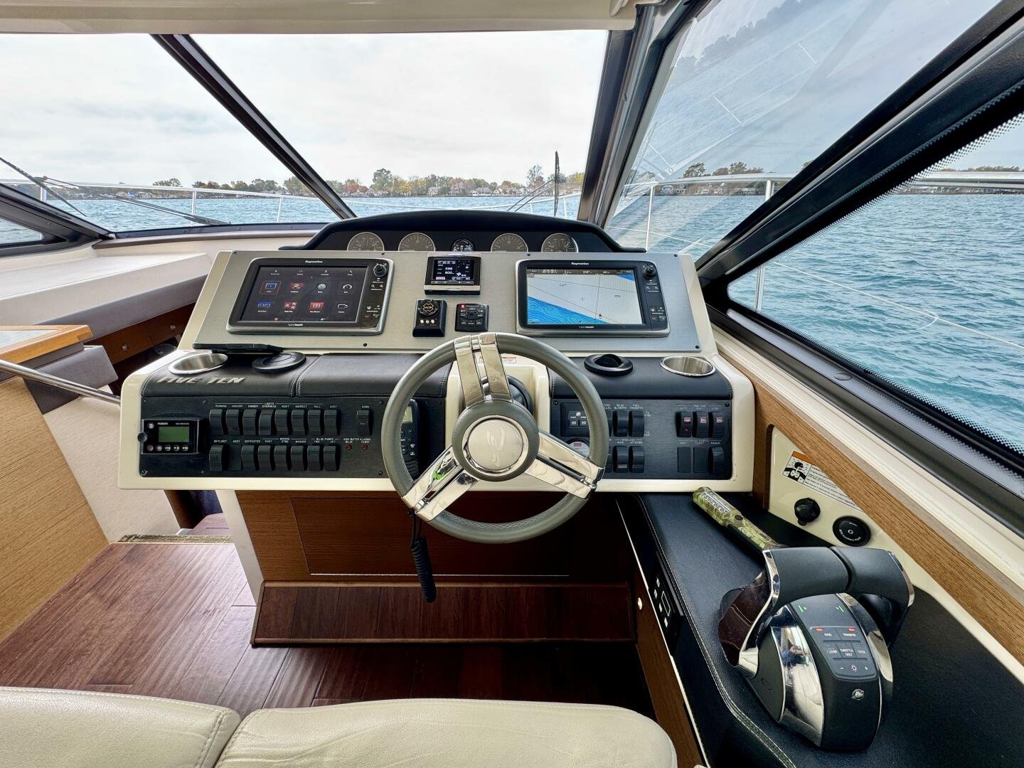 2014 Sea Ray 510 Sundancer