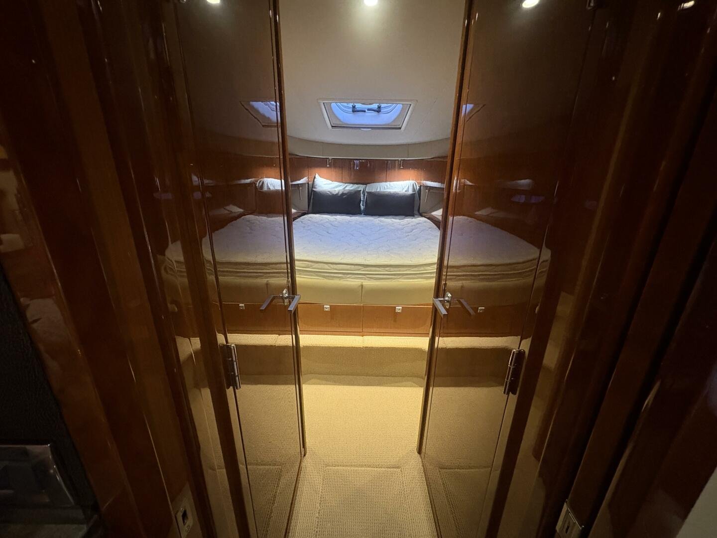 2015 Sea Ray 470 Sundancer