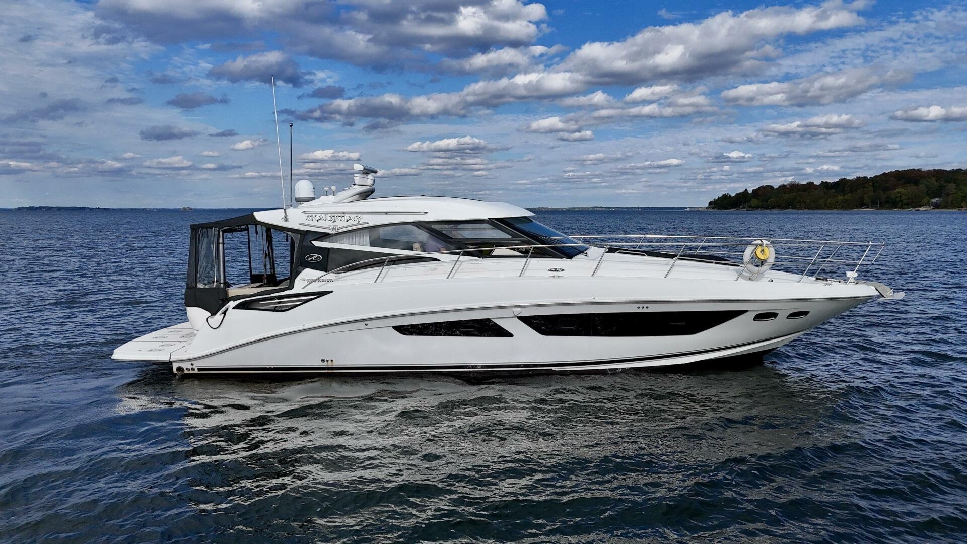 2015 Sea Ray 470 Sundancer