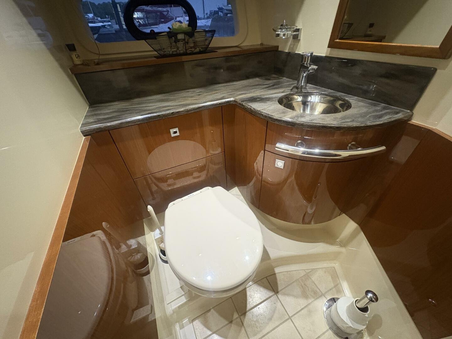 2015 Sea Ray 470 Sundancer