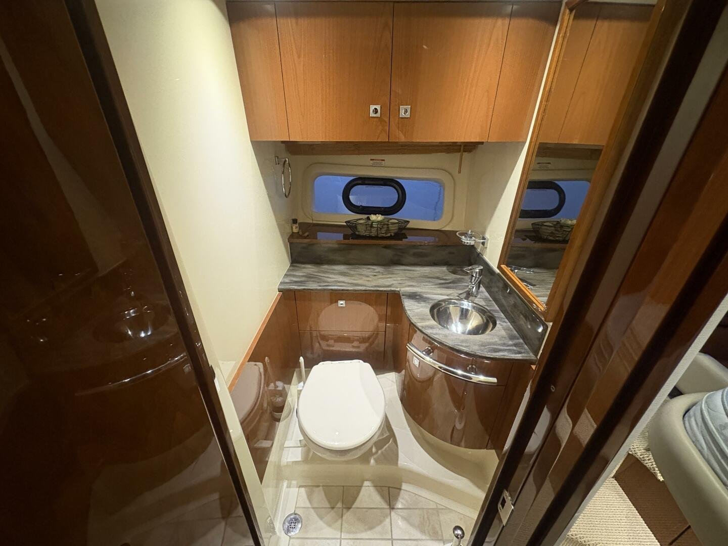 2015 Sea Ray 470 Sundancer