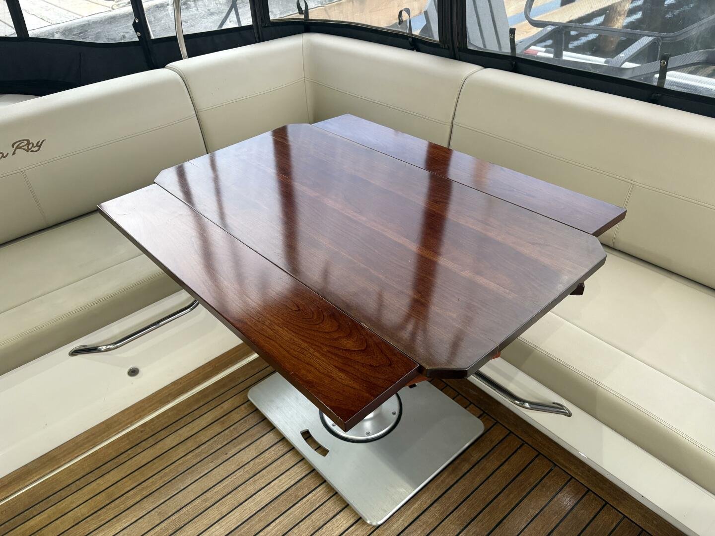 2015 Sea Ray 470 Sundancer