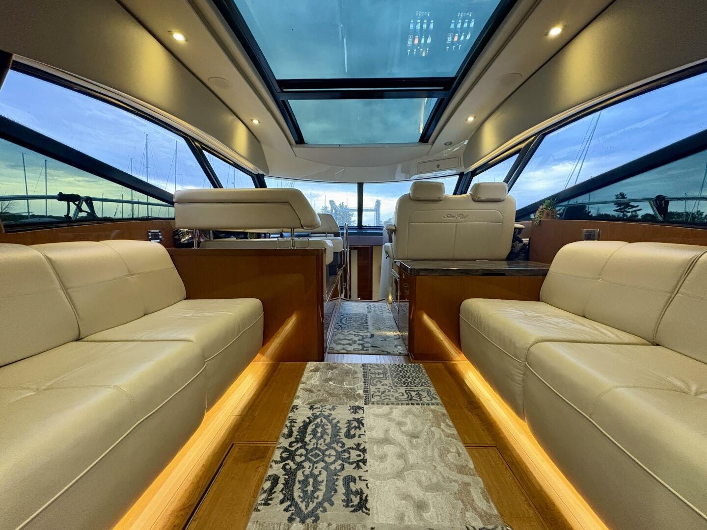 2015 Sea Ray 470 Sundancer