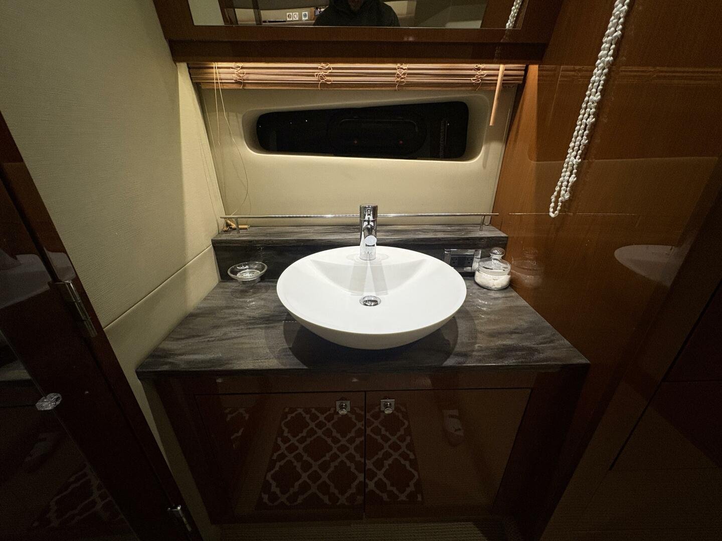 2015 Sea Ray 470 Sundancer