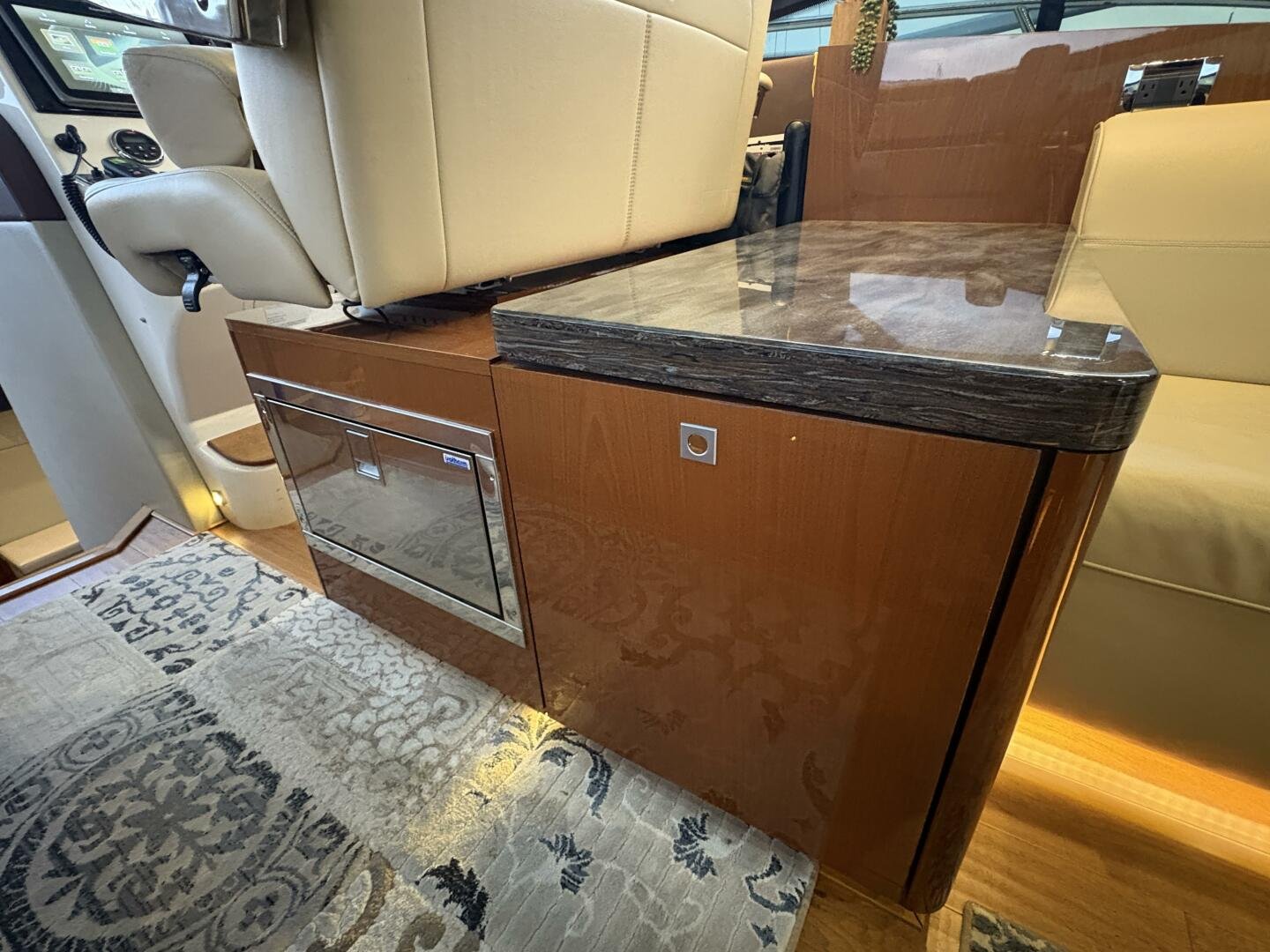 2015 Sea Ray 470 Sundancer