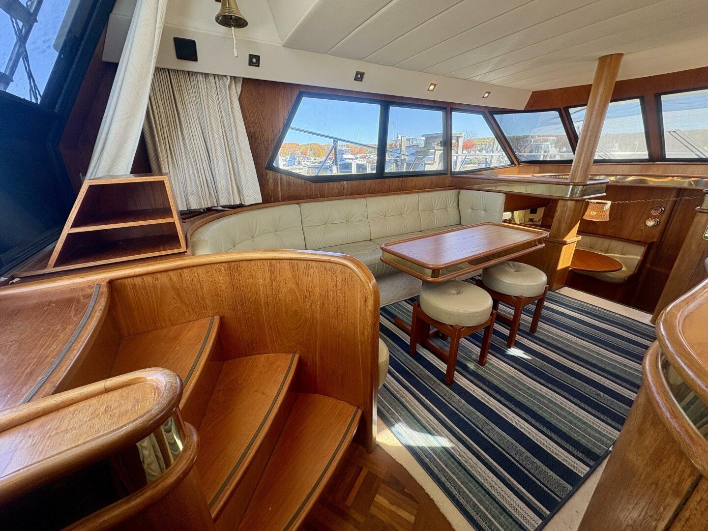 1990 Neptunus 145 Aft Cabin