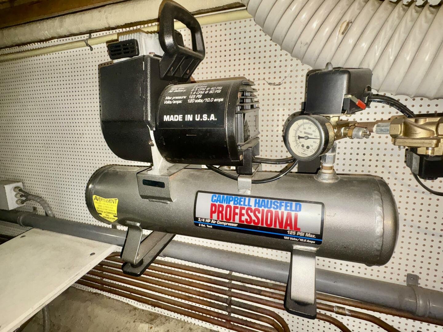 1990 Neptunus 145 Aft Cabin